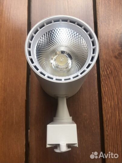 Светильник трековый LED 30w