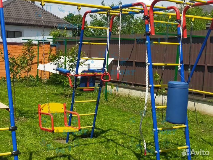Детский спортивный уличный комплекс