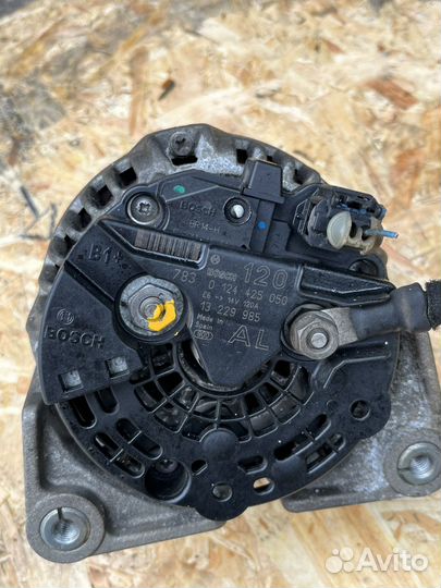 Генератор Opel Astra H 120A