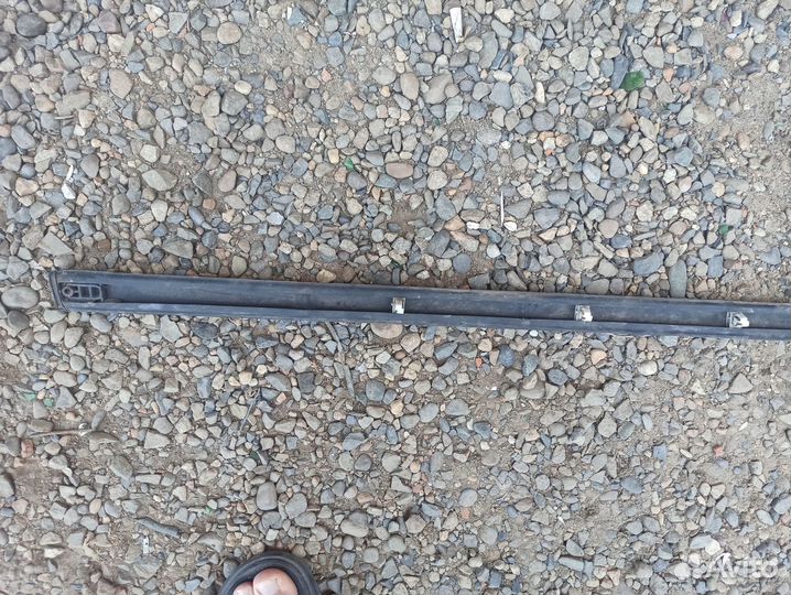 Молдинг двери левый 5 купэ