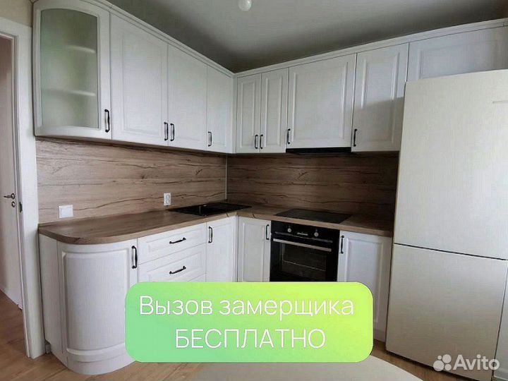 Кухня угловая,белая на заказ