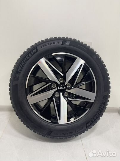R18 Nokian Tyres Hakkapeliitta 10p SUV 235/60, PCD 5x114.3 DIA 67.1