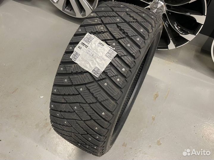 Goodyear Ultragrip Ice Arctic 245/65 R17 111T