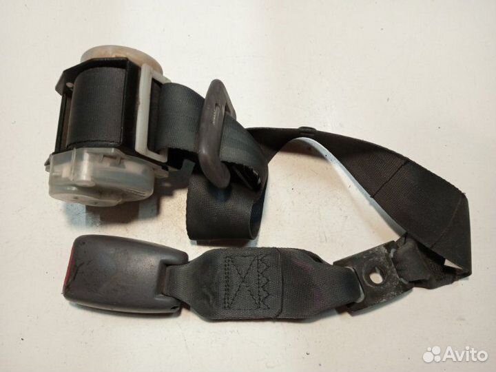 Ремень безопасности задний Toyota Prius NHW10 1NZ