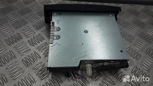 Магнитола renault koleos (LNI04I401)