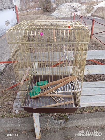 Клетка для попугая бу с поддоном