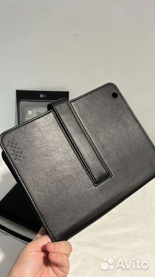 Чехлы для iPad 9,7