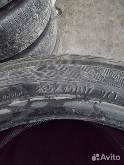 Yokohama Ice Guard IG50 235/45 R17 97T