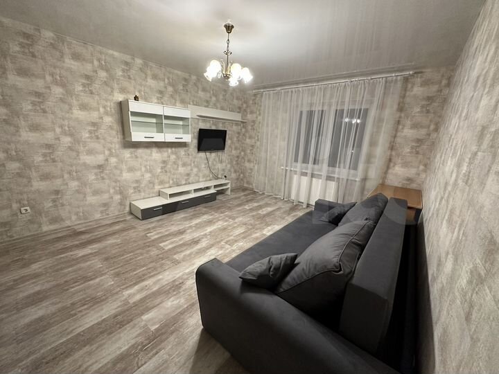 2-к. квартира, 56,8 м², 8/8 эт.