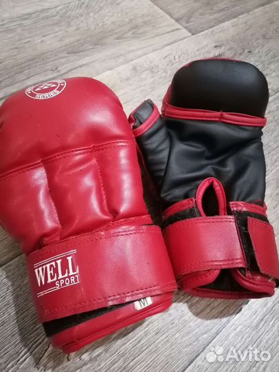 Боксерские перчатки детские бу