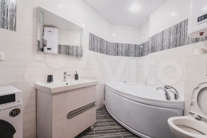 2-к. квартира, 60 м², 2/16 эт.