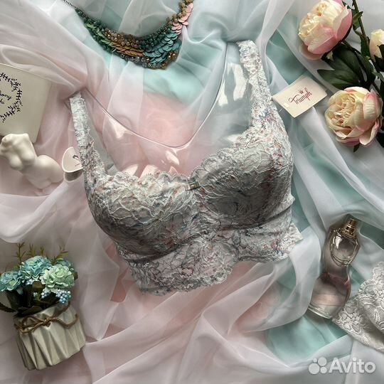 Бюстгалтер triumph 70D новый оригинал