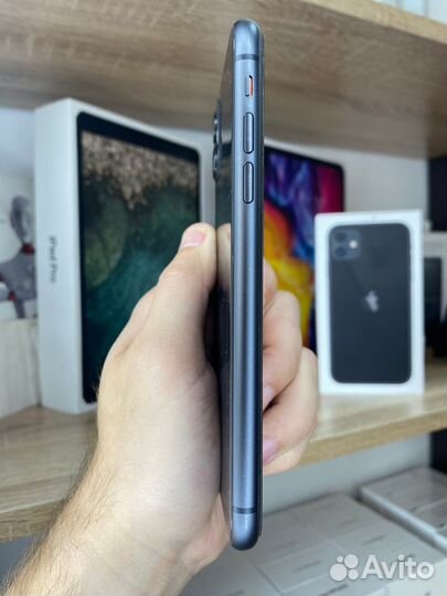 iPhone 11, 128 ГБ