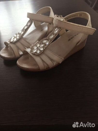 Туфли для девочки