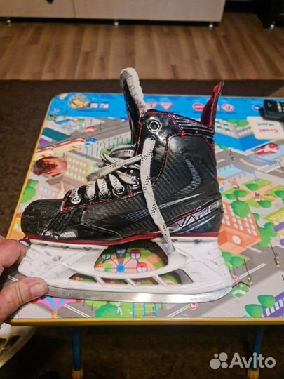 Хоккейные коньки бауэр Vapor x2.7