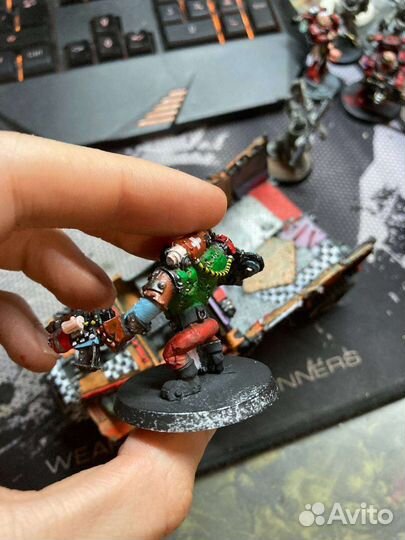 Warhammer ork trukk + doc