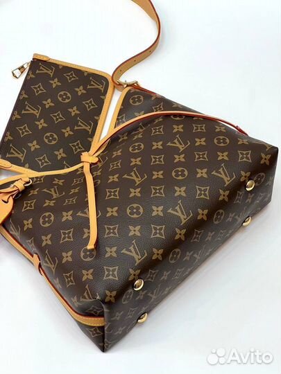 Сумка Louis Vuitton Carry All PM