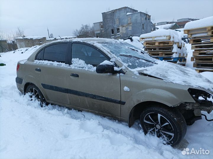 Бензонасос Kia RIO 2 2005-2011