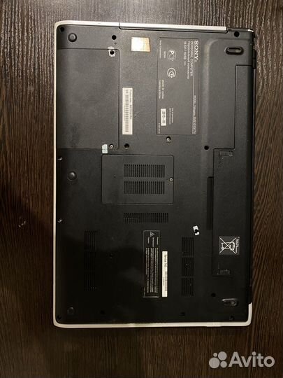 Ноутбук sony vaio SVE1513U1RW