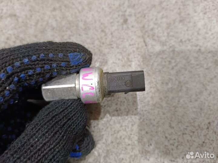 Датчик давления фреона для Volkswagen Passat CC