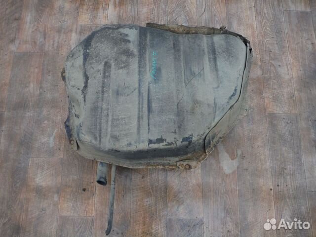 Бак топливный Mitsubishi Galant 7 1996
