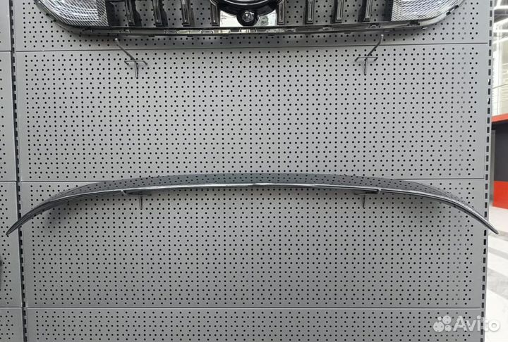 Спойлер заднего стекла Mercedes Class W206 AMG