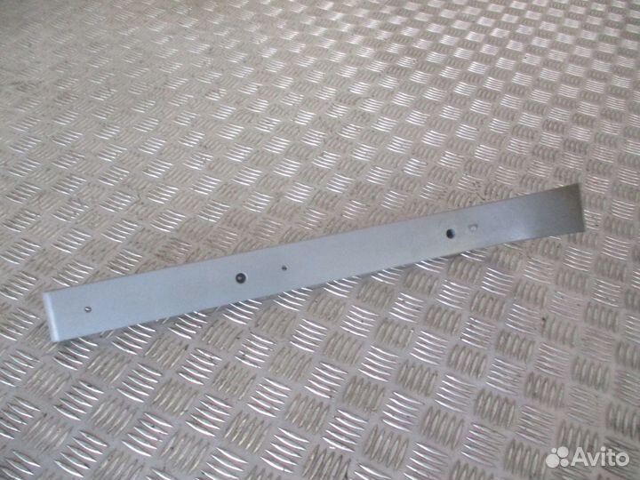 Накладка декоративная левая Mercedes-Benz A9436950