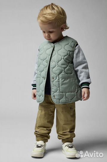 Новый стеганый жилет р.92 мальчик/девочка