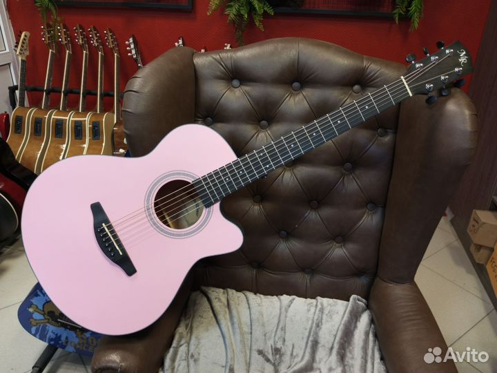 Акустическая гитара Martin Romas