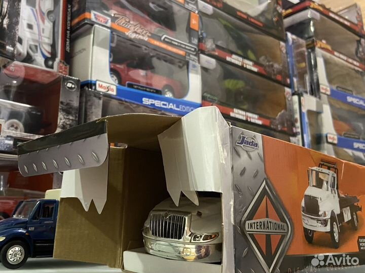 Ford International Lincoln Shelby 1:18 24 32 64