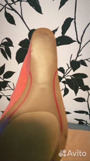 Босоножки женские 35 размер Bershka