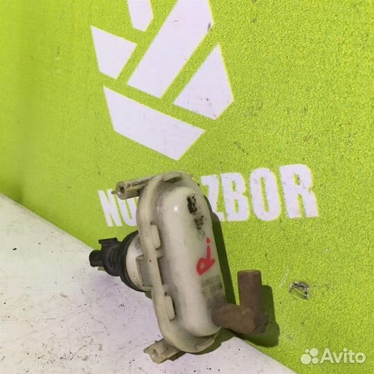 Активатор замка багажника Фольксваген Пассат Б3