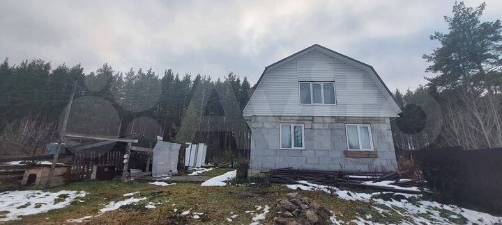 Дом 100 м² на участке 6 сот.