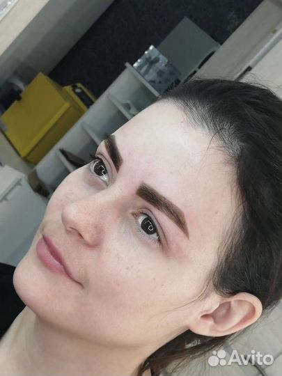 Бровист/ламимейкер