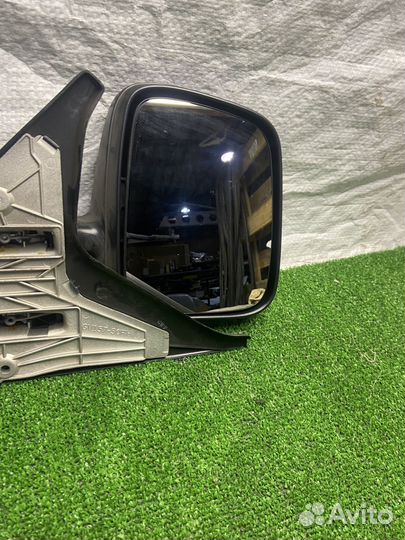 Боковое зеркало левое mercedes sprinter