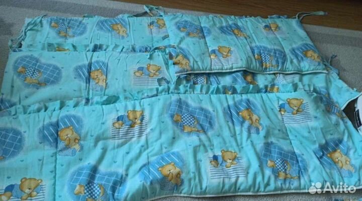 Бортики в кроватку