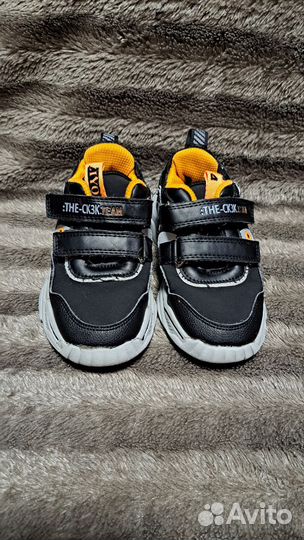 Кроссовки на мальчика 28 размер