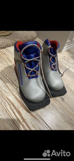 Лыжные ботинки 32р
