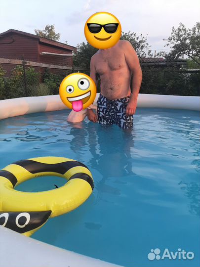 Надувной бассейн