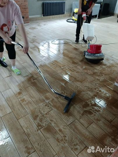 Очистка пола ротором. Глубокая очистка пола