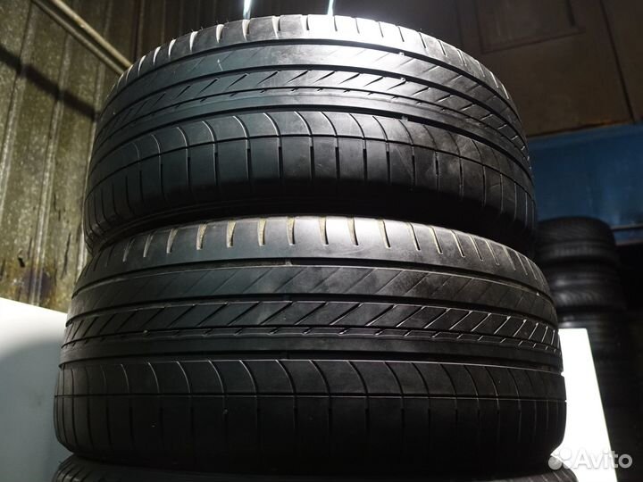 Goodyear Eagle F1 Asymmetric SUV 4x4 295/40 R22
