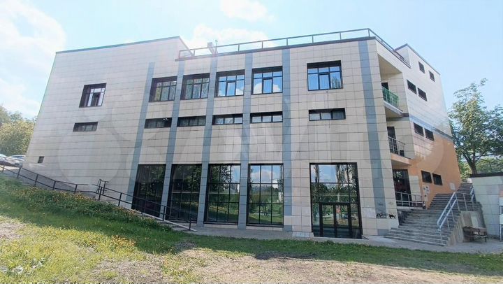 Аренда кафе, бара, ресторана пл. 877 м2 м