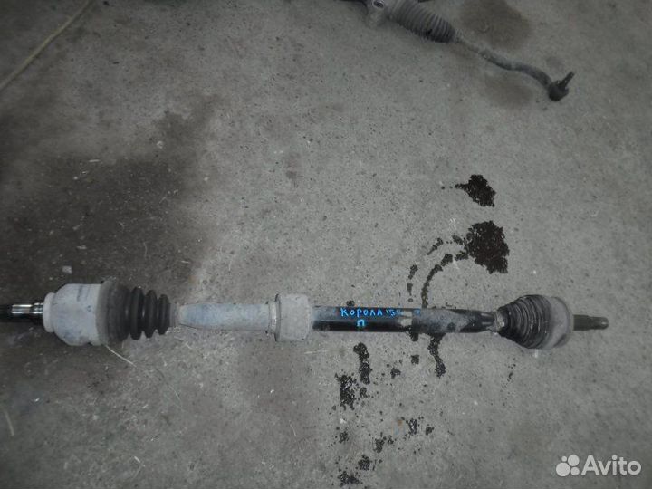 Привод передний правый Toyota Corolla 151 1ZR 2011