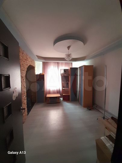 2-к. квартира, 54 м², 9/9 эт.