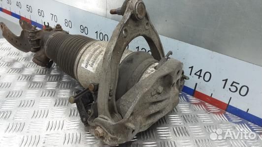 Стойка передняя левая audi Q7 (8AD10K501)