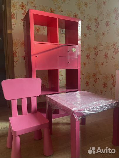Гарнитур для детской IKEA розовый