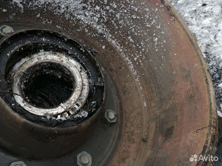 Ступеца львовский погрузчик