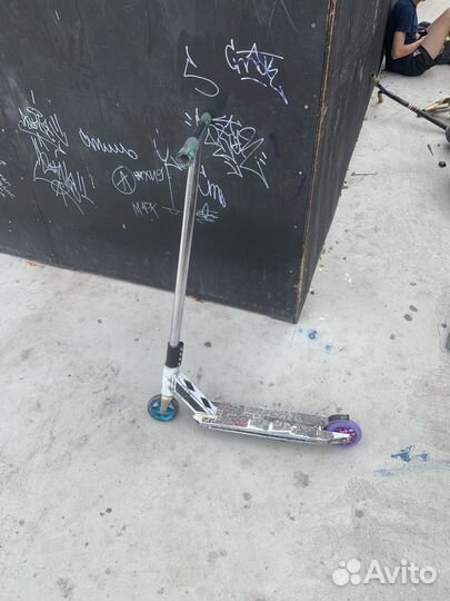 Трюковой самокат