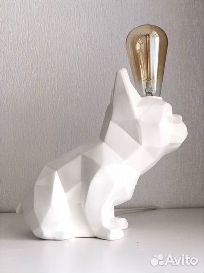 Светильник настольный 