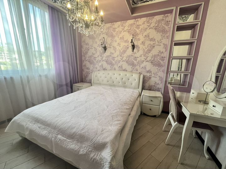 3-к. квартира, 100 м², 4/5 эт.